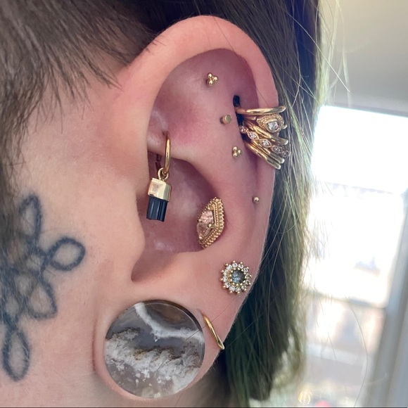 SOLD - Picture 2 of 4